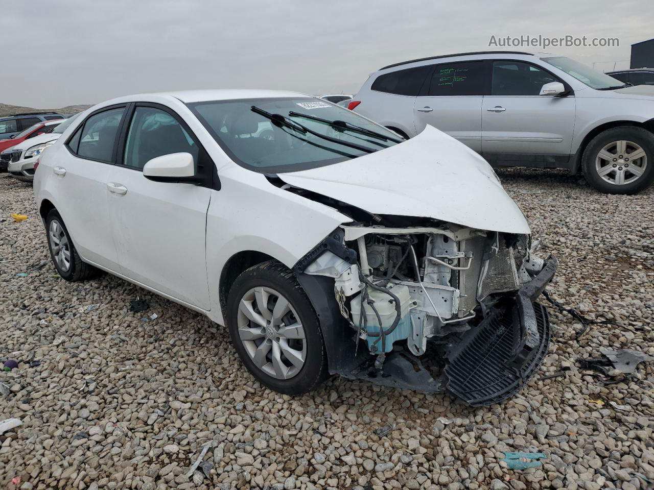 2015 Toyota Corolla L Белый vin: 2T1BURHE5FC232772