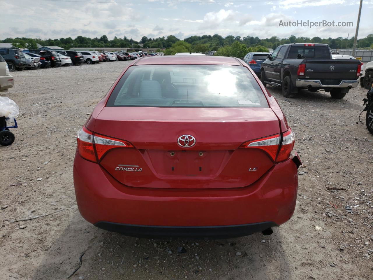 2015 Toyota Corolla L Красный vin: 2T1BURHE5FC316915