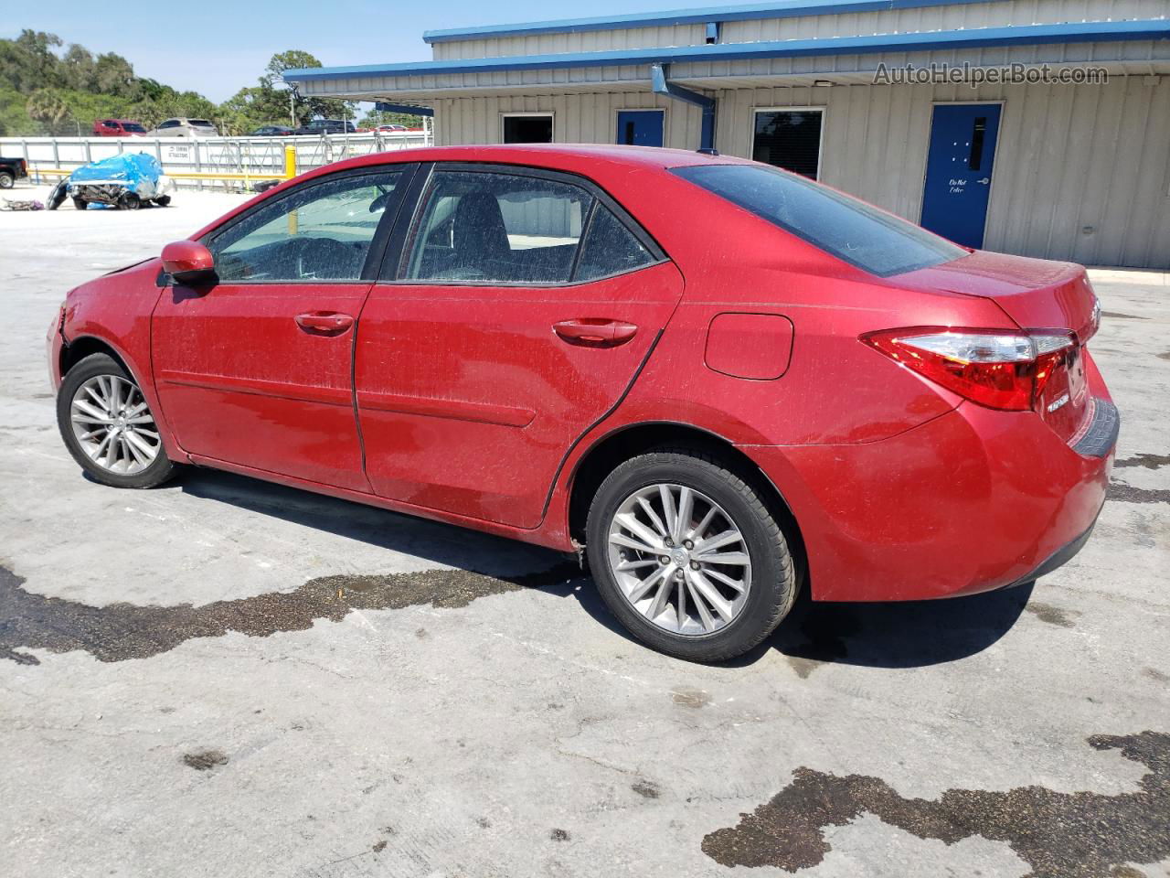 2015 Toyota Corolla L Red vin: 2T1BURHE5FC324772