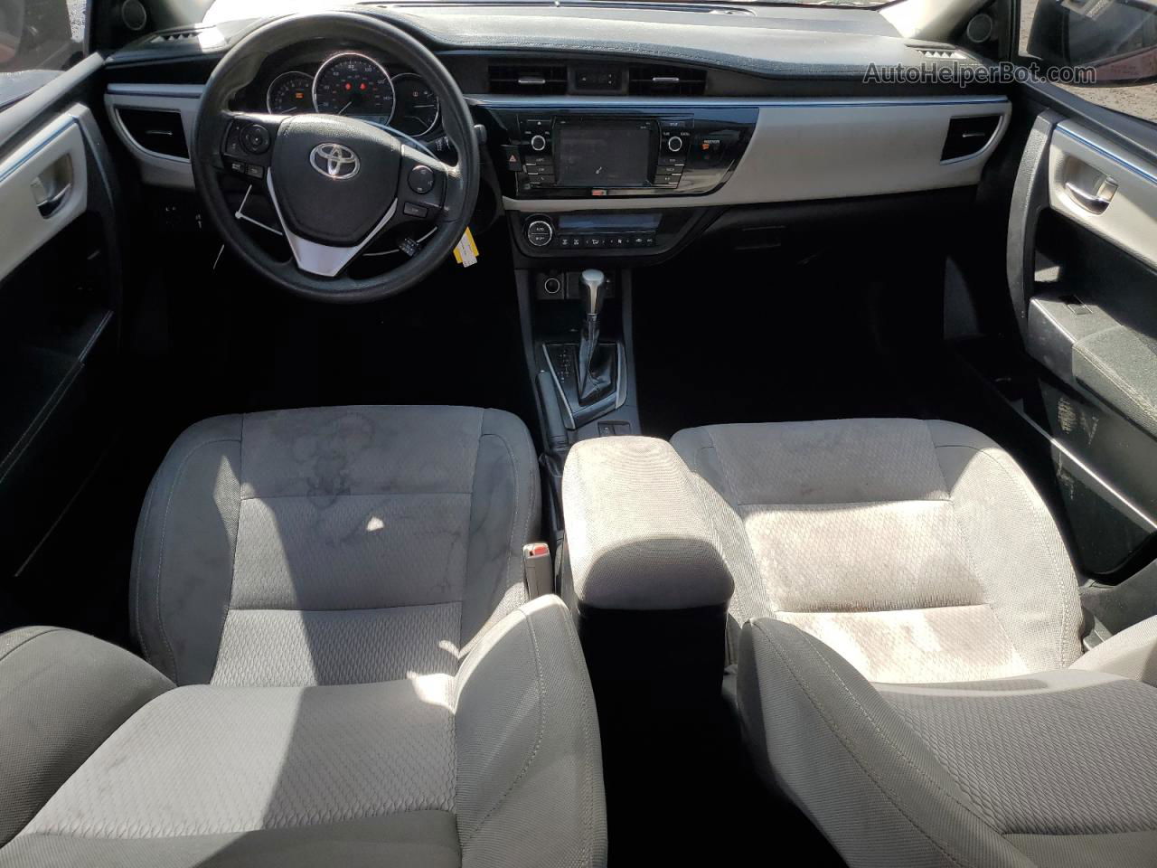 2015 Toyota Corolla L Красный vin: 2T1BURHE5FC365578