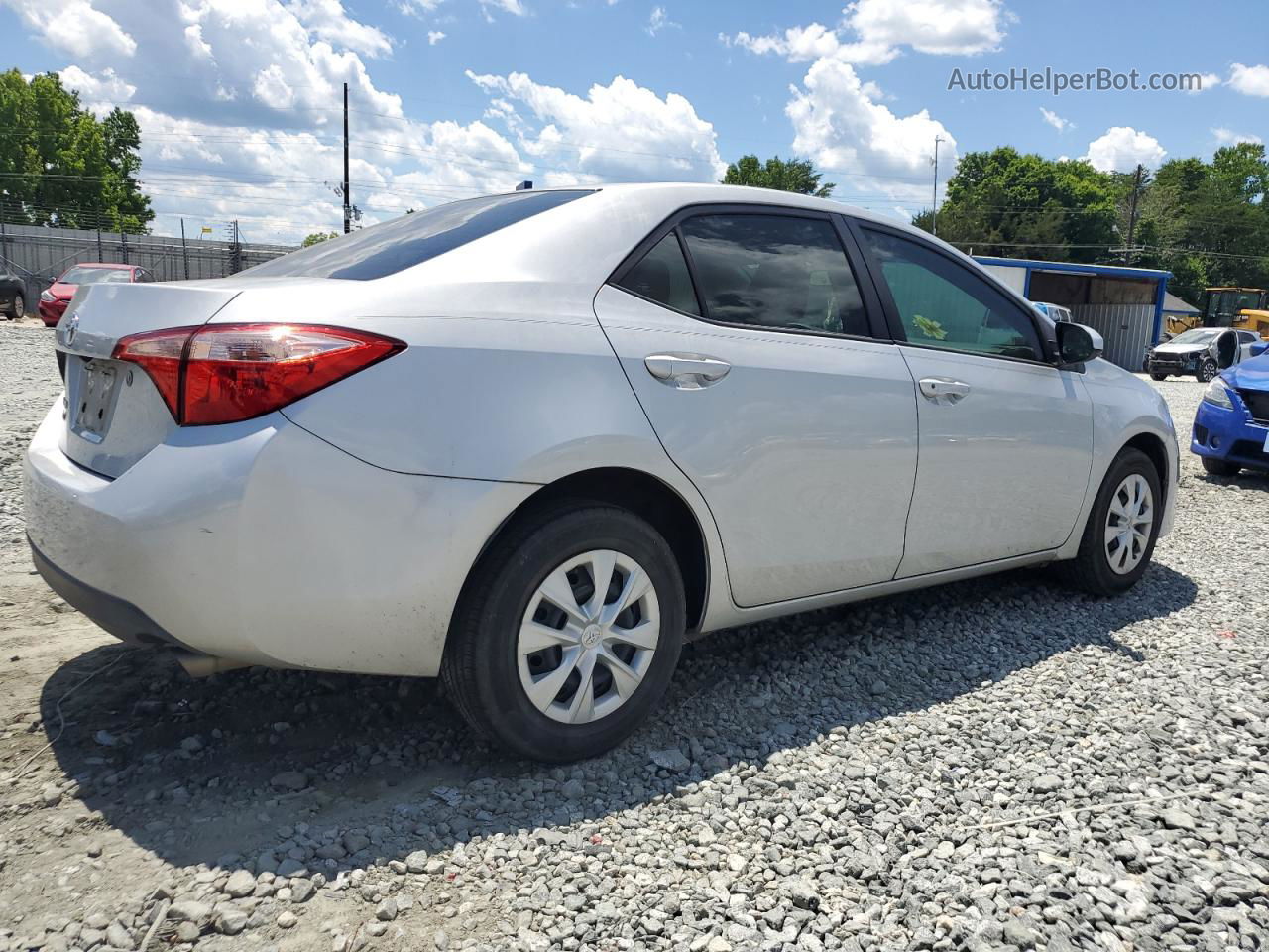 2017 Toyota Corolla L Серебряный vin: 2T1BURHE5HC782718