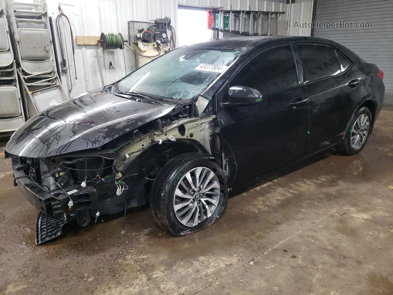 2019 Toyota Corolla L Черный vin: 2T1BURHE5KC159543