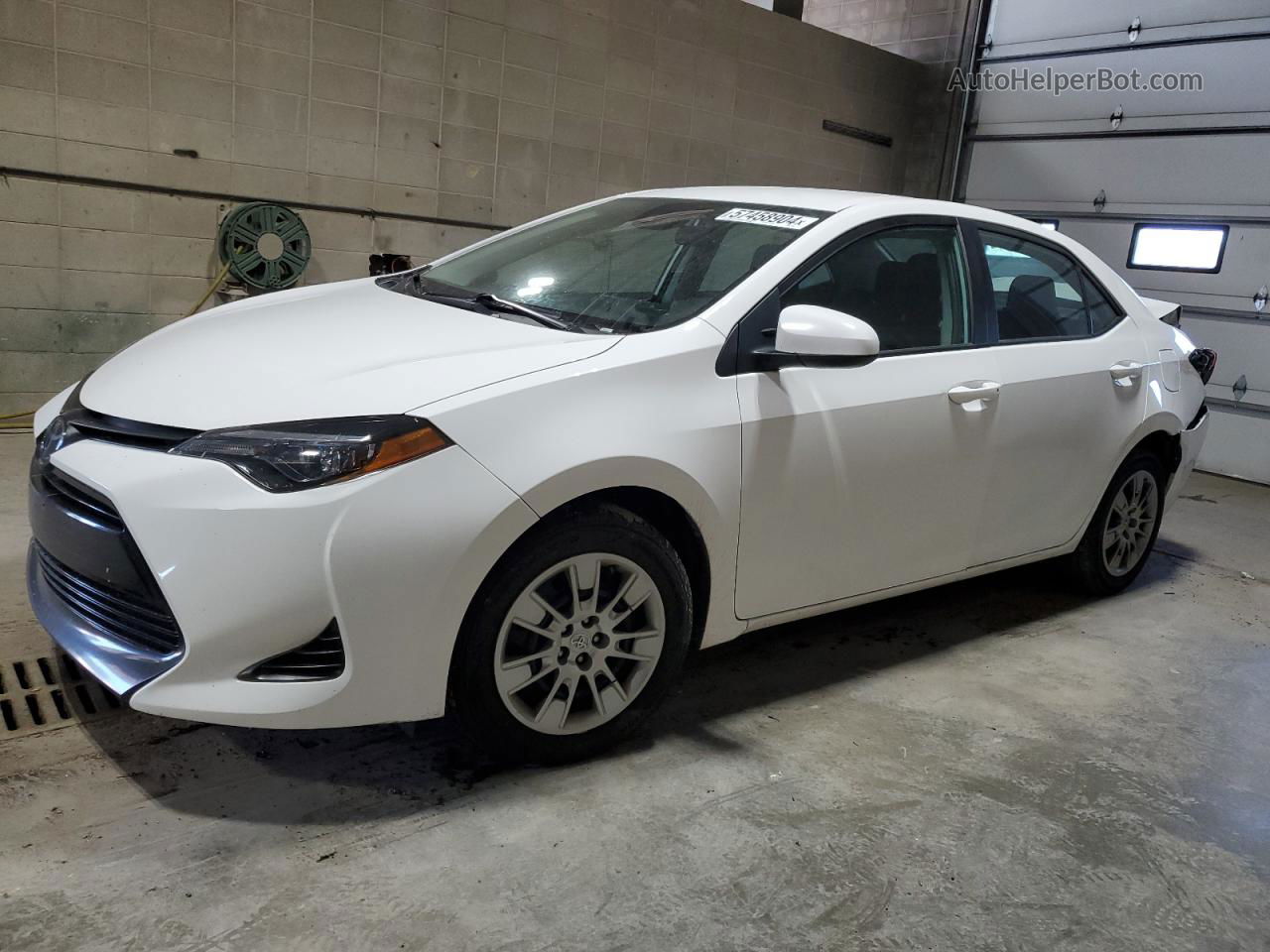 2019 Toyota Corolla L White vin: 2T1BURHE5KC166976