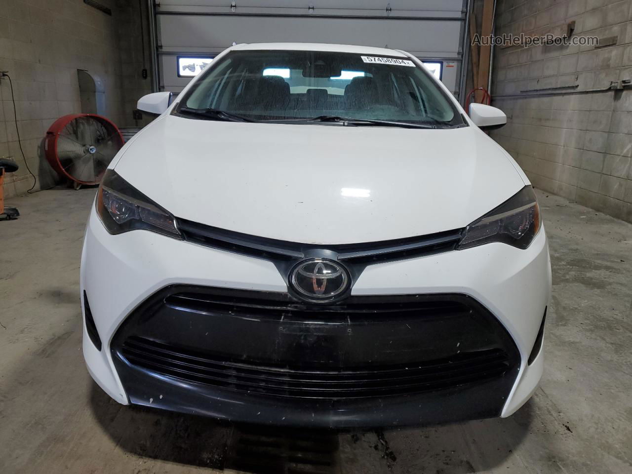 2019 Toyota Corolla L Белый vin: 2T1BURHE5KC166976