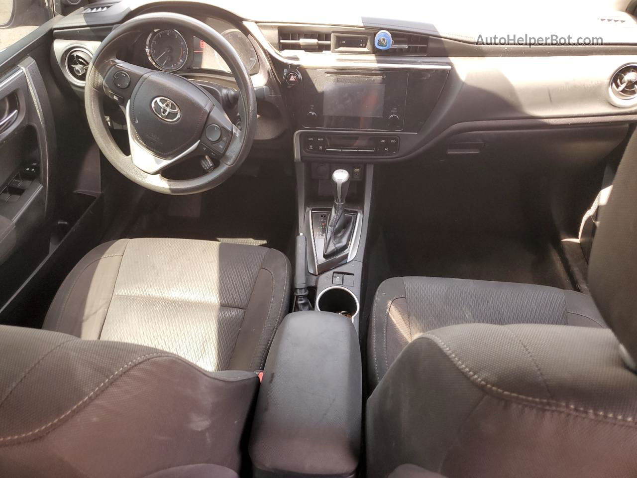 2019 Toyota Corolla L Black vin: 2T1BURHE5KC170753