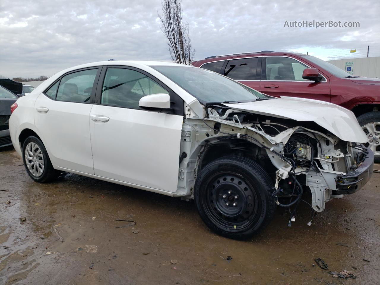 2019 Toyota Corolla L White vin: 2T1BURHE5KC225007