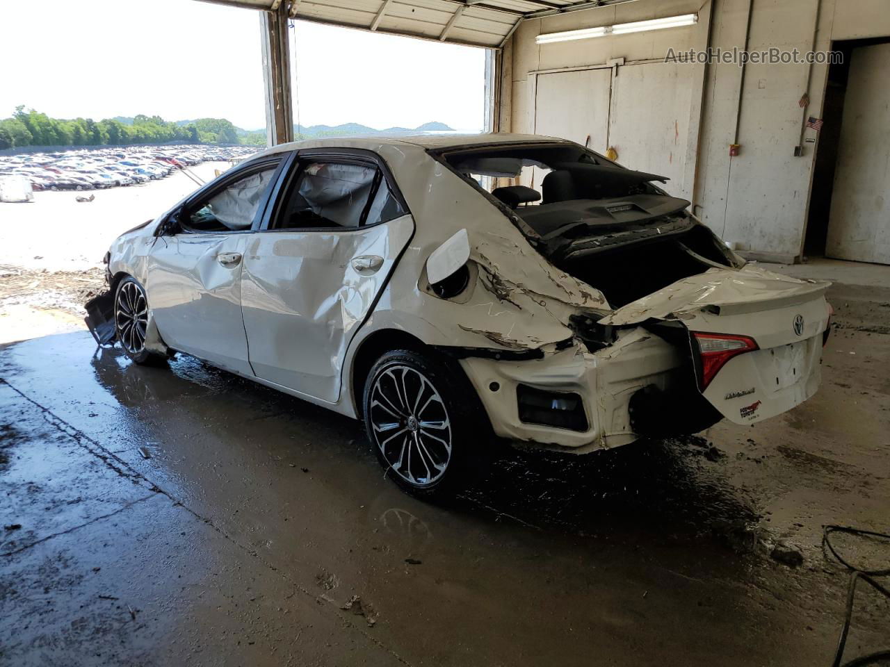 2015 Toyota Corolla L White vin: 2T1BURHE6FC271256