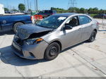 2015 Toyota Corolla Le Gray vin: 2T1BURHE6FC428297