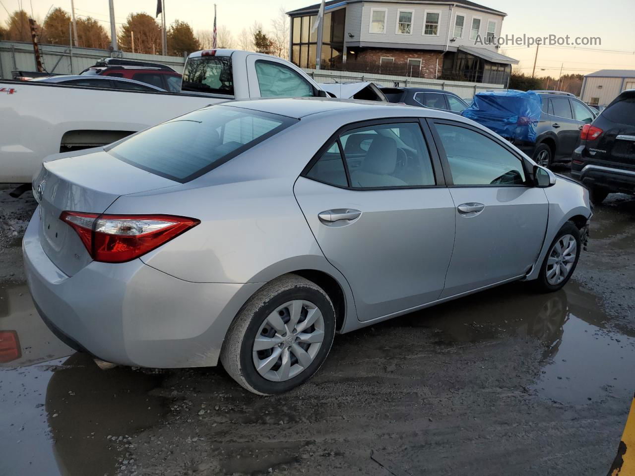 2015 Toyota Corolla L Silver vin: 2T1BURHE6FC435153