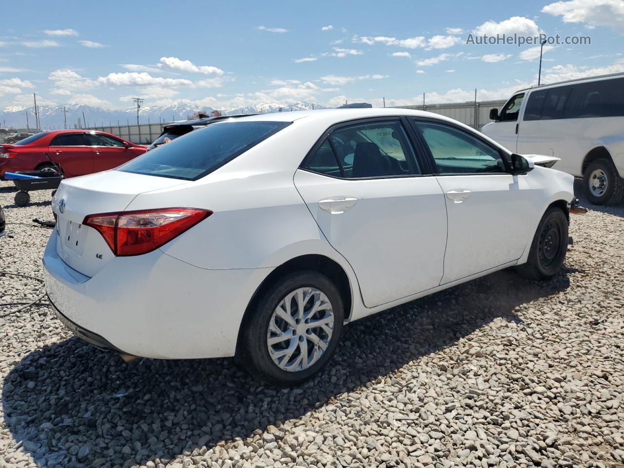 2017 Toyota Corolla L White vin: 2T1BURHE6HC924641