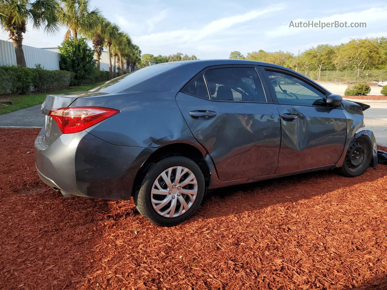 2019 Toyota Corolla L Синий vin: 2T1BURHE6KC245301