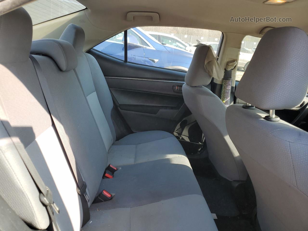 2014 Toyota Corolla L Silver vin: 2T1BURHE7EC158351