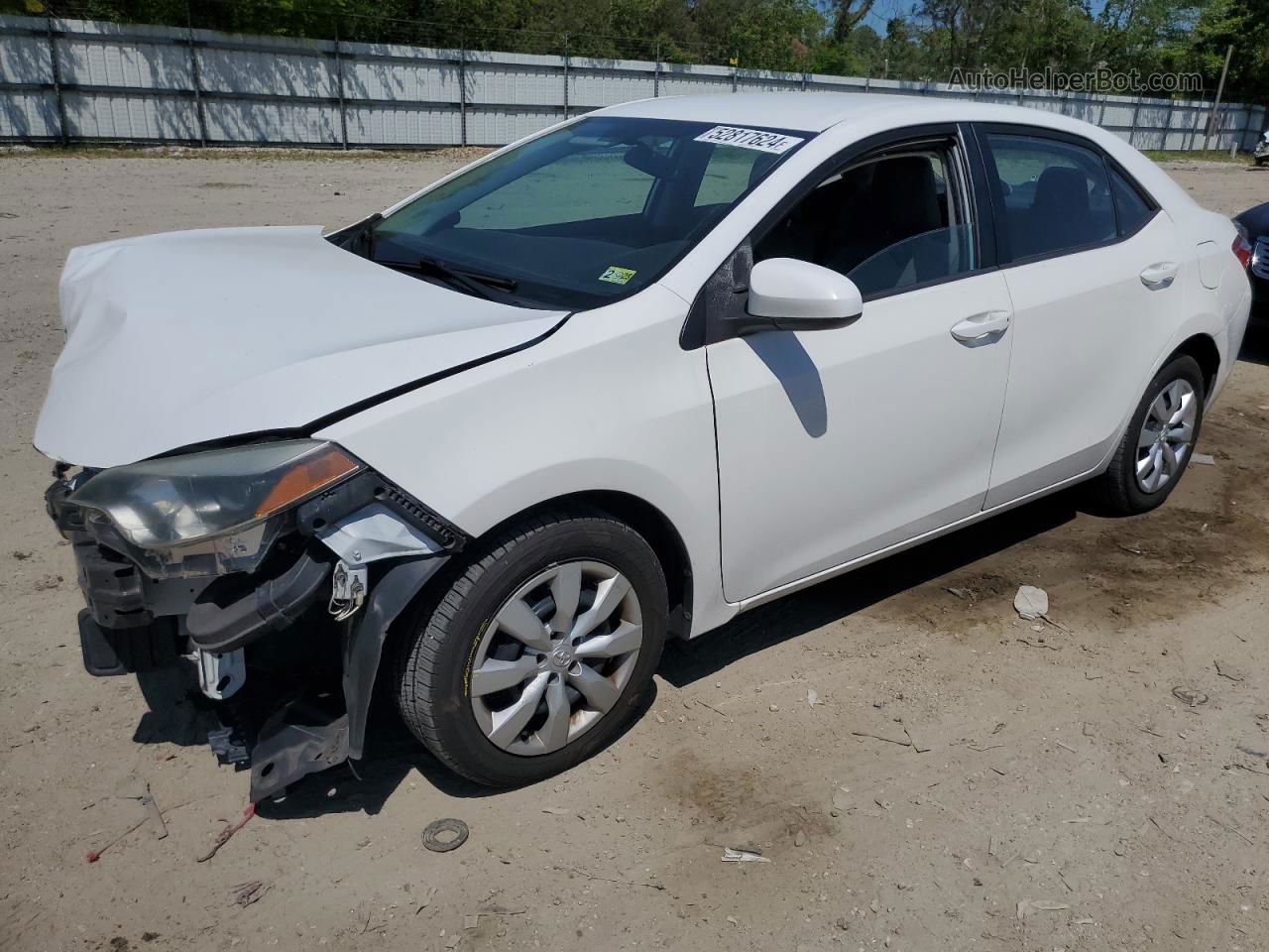 2015 Toyota Corolla L White vin: 2T1BURHE7FC365713