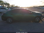 2016 Toyota Corolla Le Green vin: 2T1BURHE7GC692730