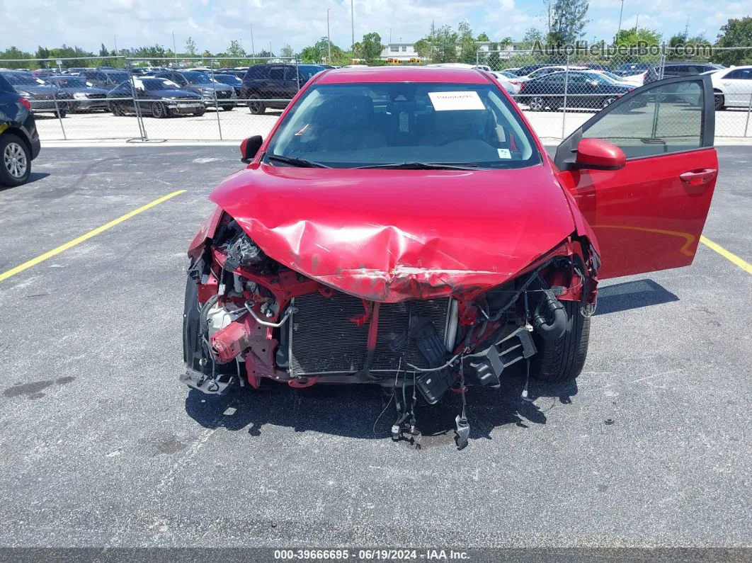 2017 Toyota Corolla Le Red vin: 2T1BURHE7HC850629