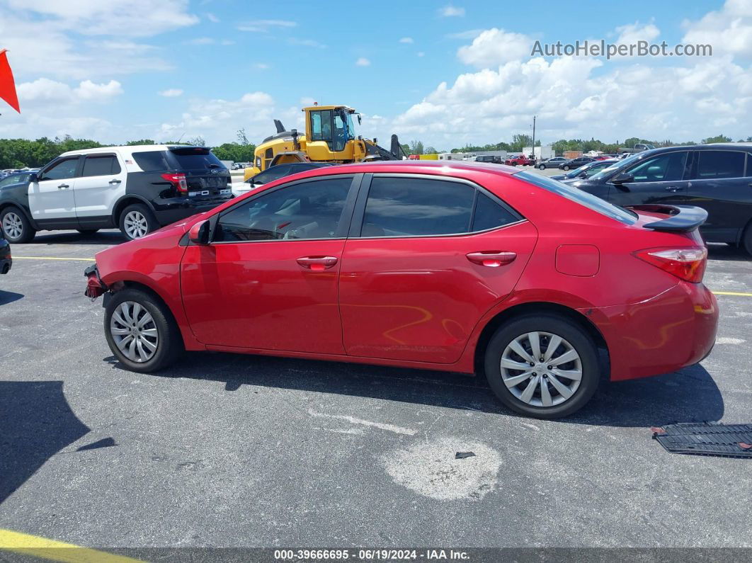 2017 Toyota Corolla Le Red vin: 2T1BURHE7HC850629