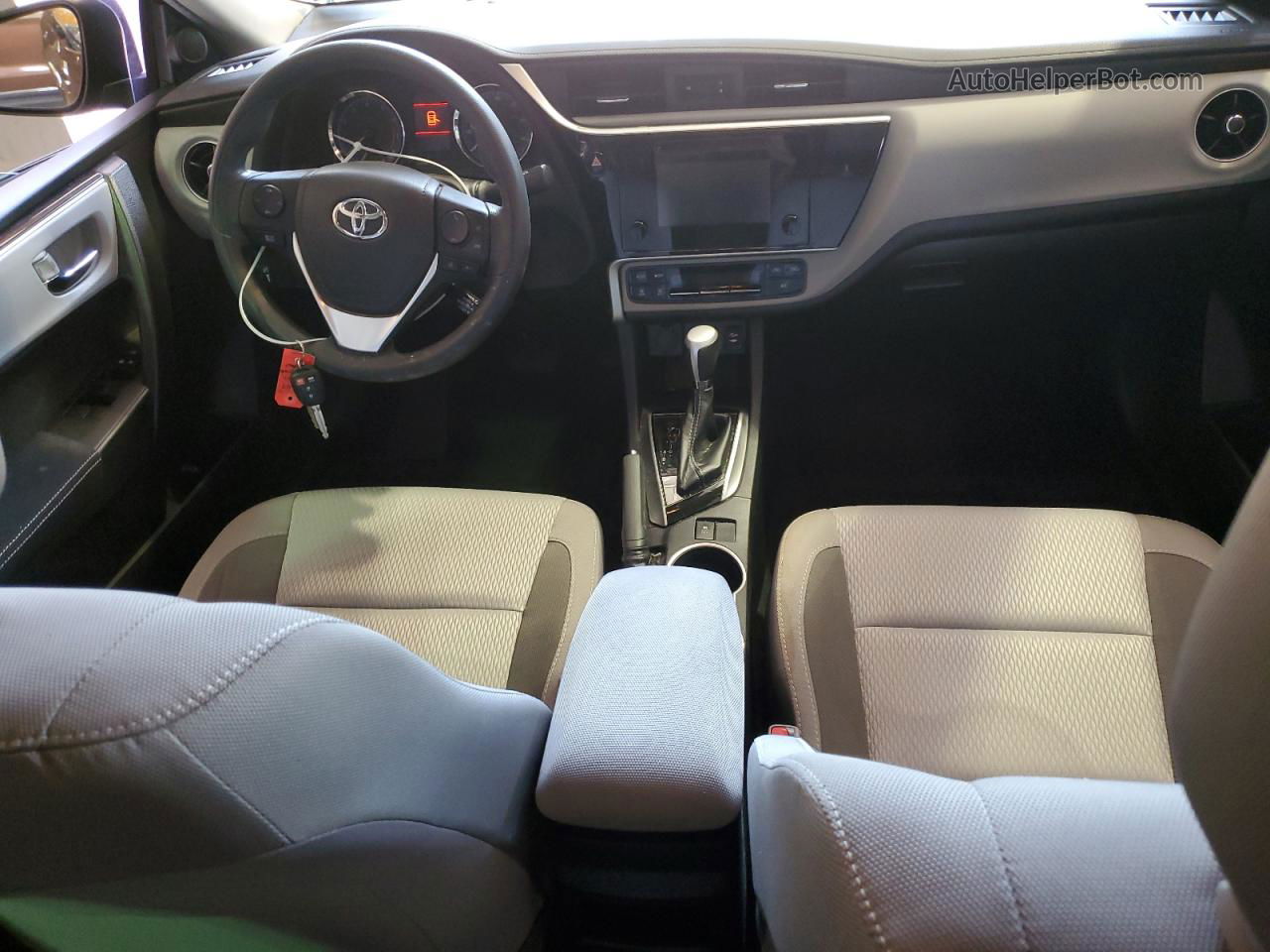 2019 Toyota Corolla L Черный vin: 2T1BURHE7KC182631