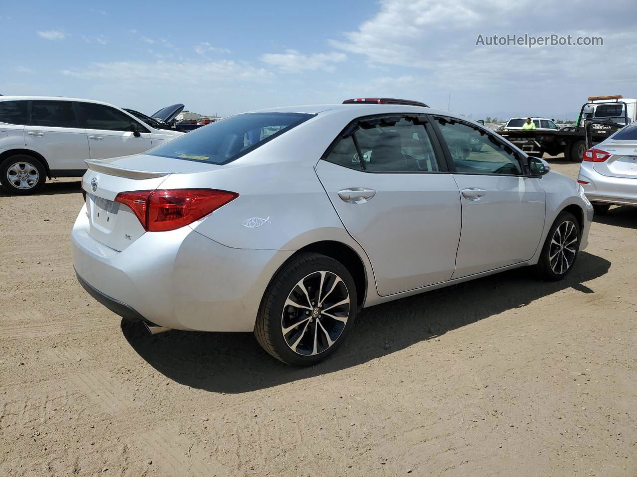 2019 Toyota Corolla L Silver vin: 2T1BURHE7KC190938