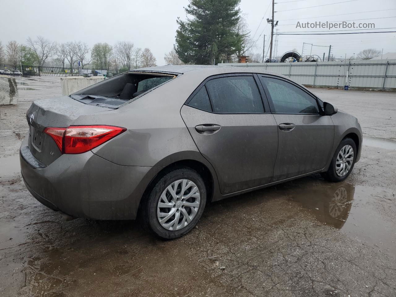 2019 Toyota Corolla L Tan vin: 2T1BURHE7KC228815