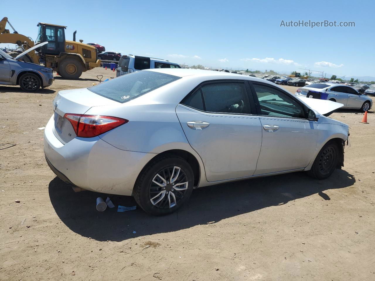 2015 Toyota Corolla L Серебряный vin: 2T1BURHE8FC278550