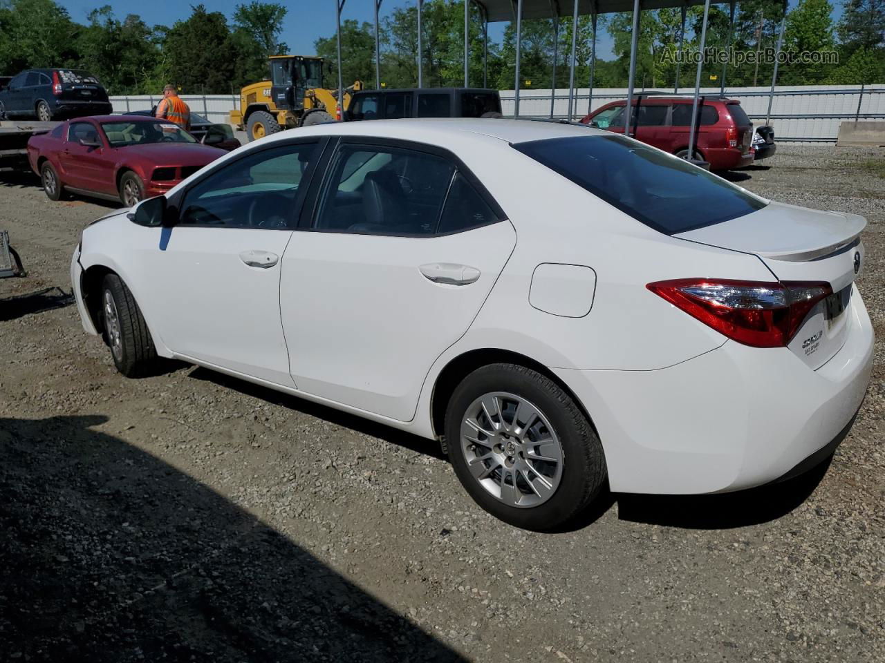 2015 Toyota Corolla L Белый vin: 2T1BURHE8FC373089