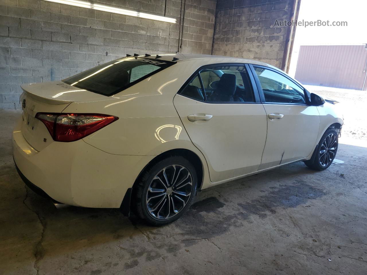 2016 Toyota Corolla L Белый vin: 2T1BURHE8GC699198