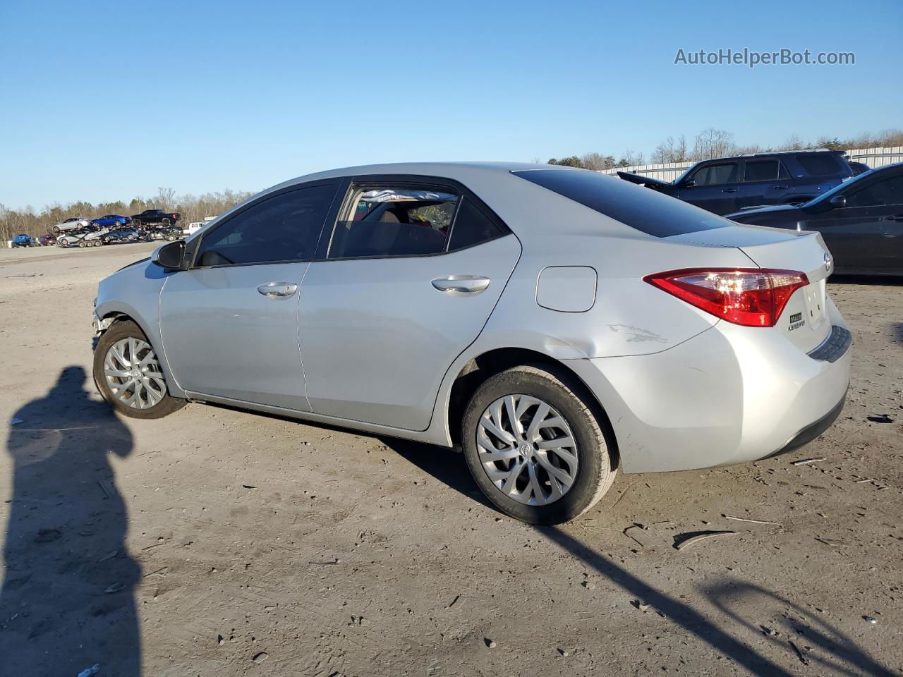 2019 Toyota Corolla L Серебряный vin: 2T1BURHE8KC168768