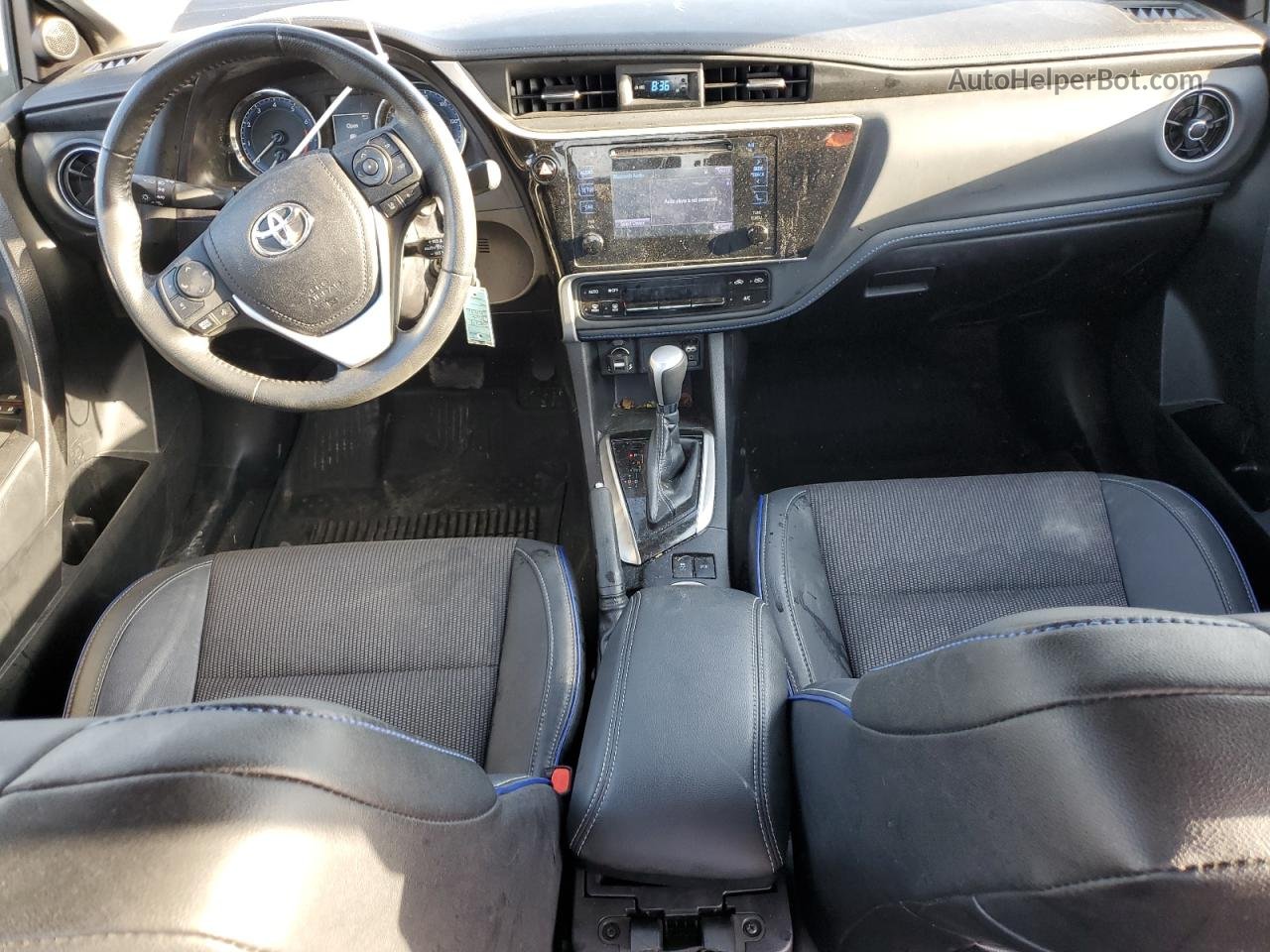 2019 Toyota Corolla L Silver vin: 2T1BURHE8KC215278