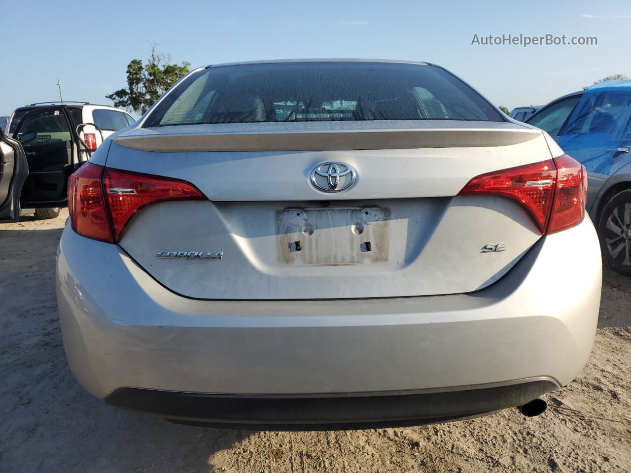 2019 Toyota Corolla L Silver vin: 2T1BURHE8KC215278