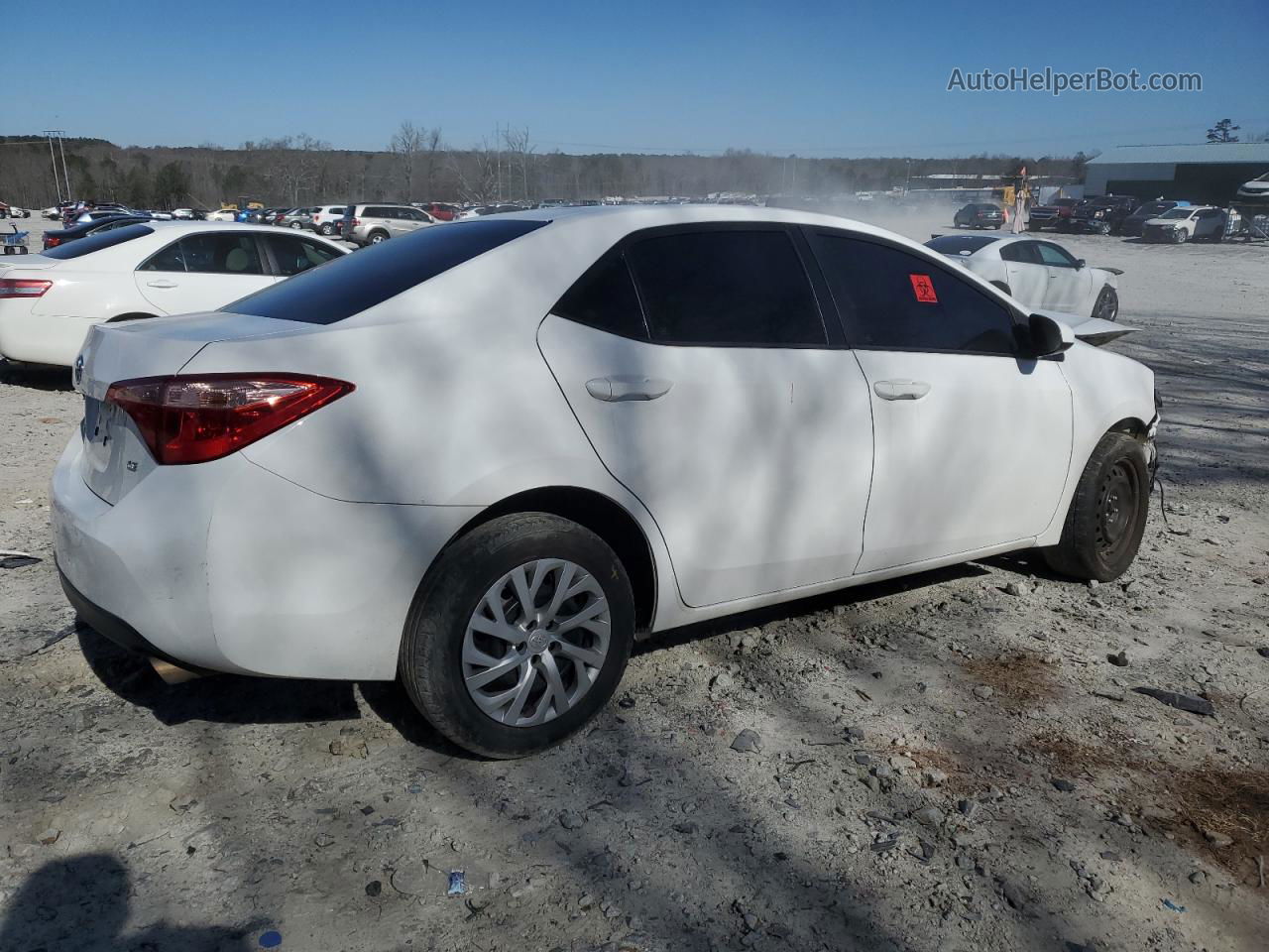 2019 Toyota Corolla L Белый vin: 2T1BURHE8KC238558