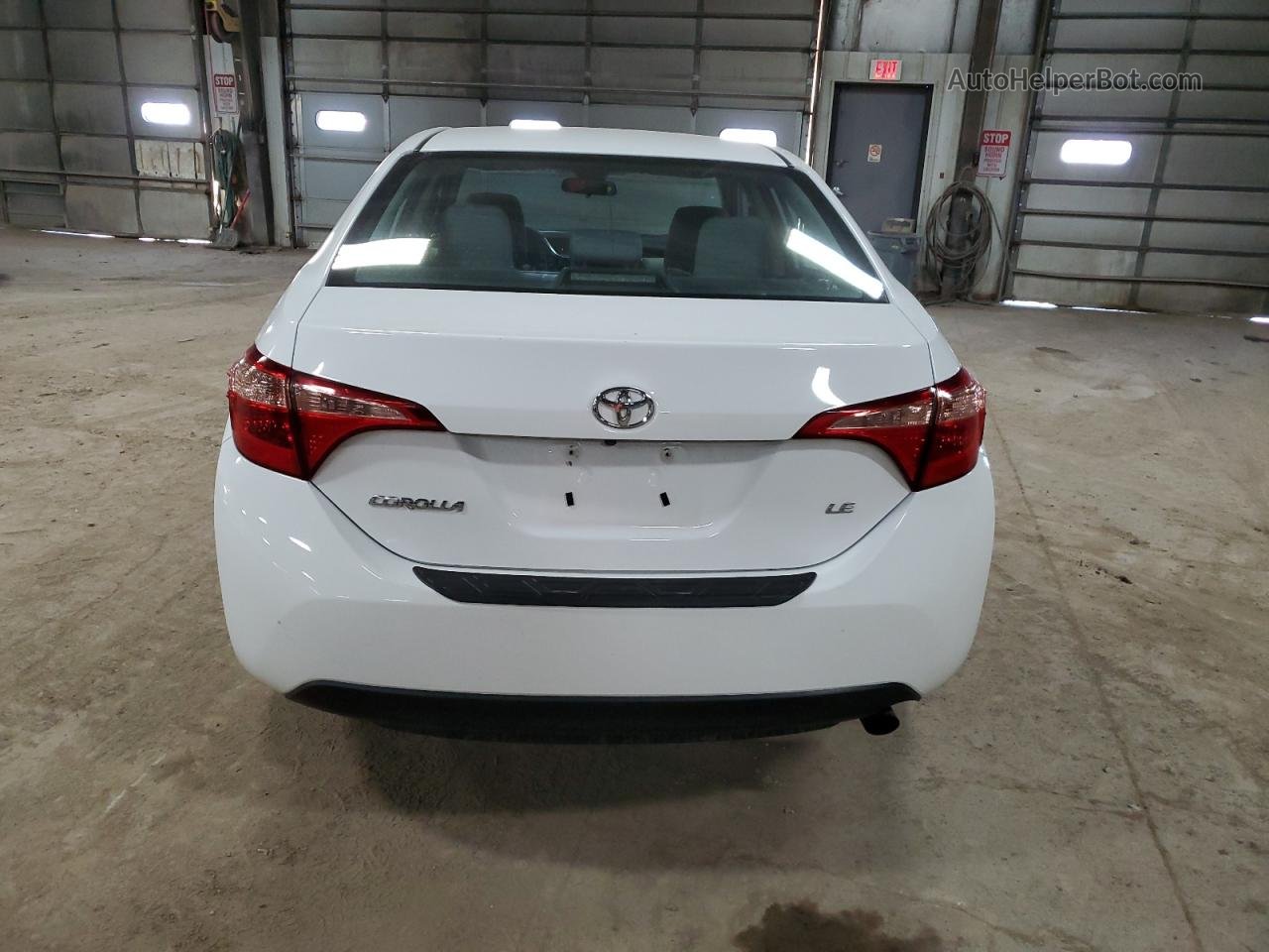 2019 Toyota Corolla L White vin: 2T1BURHE8KC246417