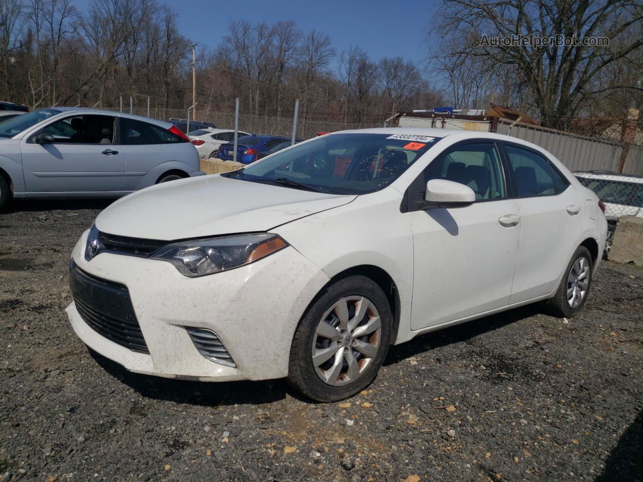 2015 Toyota Corolla L White vin: 2T1BURHE9FC271025