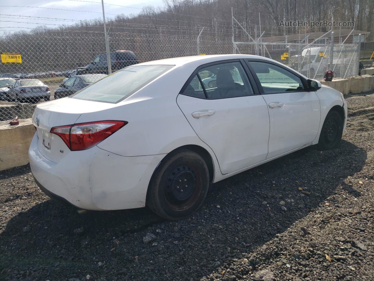 2015 Toyota Corolla L White vin: 2T1BURHE9FC271025