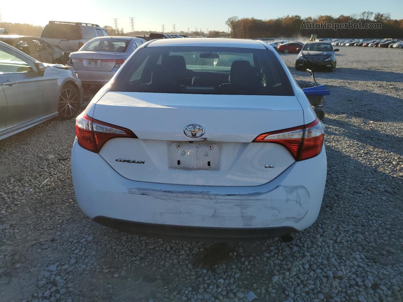 2015 Toyota Corolla L White vin: 2T1BURHE9FC303293