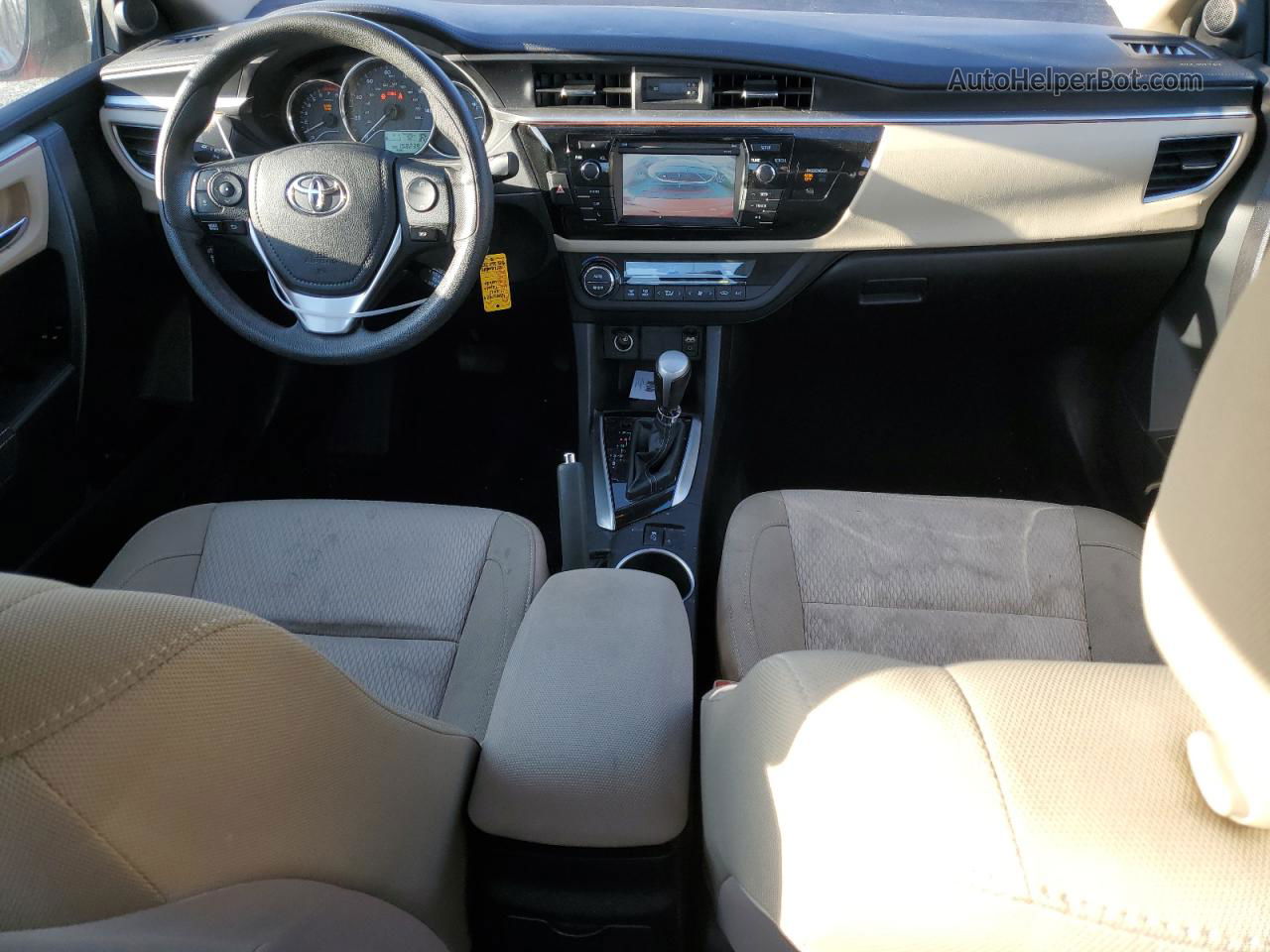 2015 Toyota Corolla L Красный vin: 2T1BURHE9FC365759