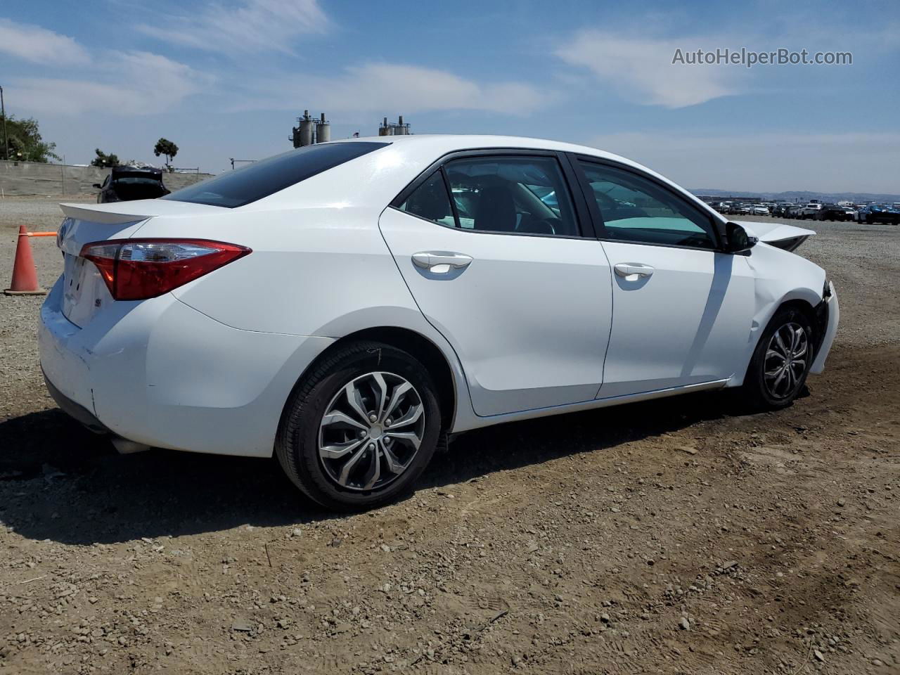 2015 Toyota Corolla L White vin: 2T1BURHE9FC384988