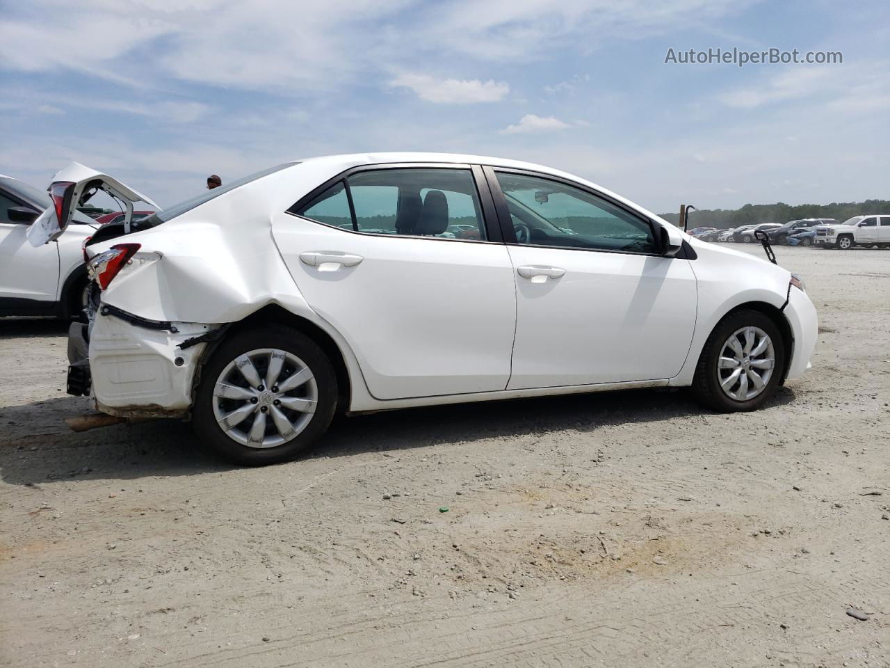 2015 Toyota Corolla L White vin: 2T1BURHE9FC428794