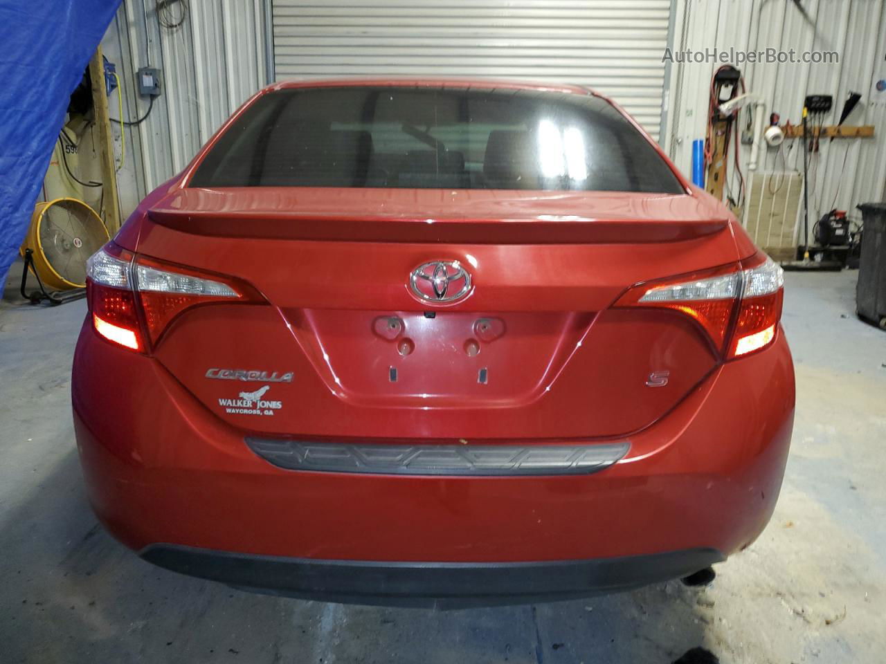 2015 Toyota Corolla L Red vin: 2T1BURHE9FC448429