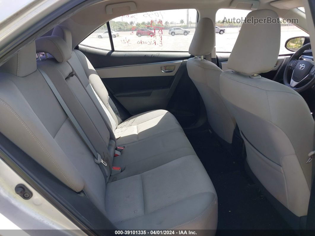 2015 Toyota Corolla Le Серебряный vin: 2T1BURHE9FC456191