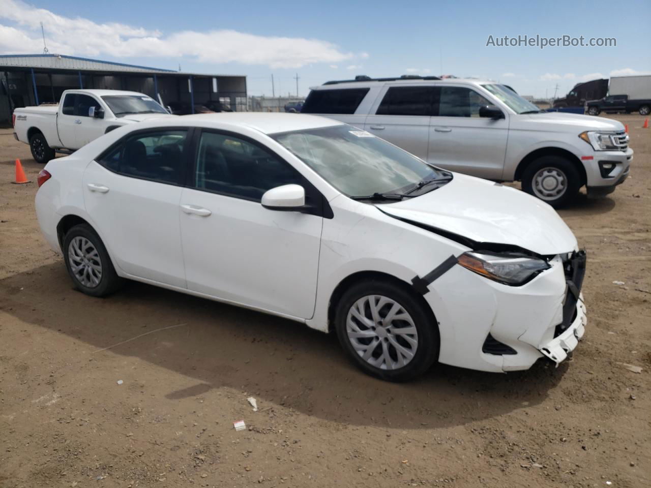 2017 Toyota Corolla L Белый vin: 2T1BURHE9HC842385