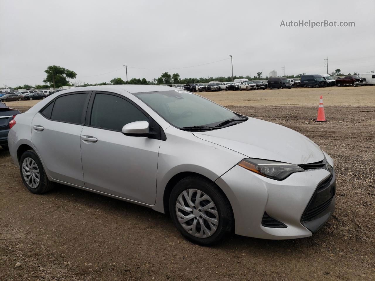 2019 Toyota Corolla L Silver vin: 2T1BURHE9KC199379