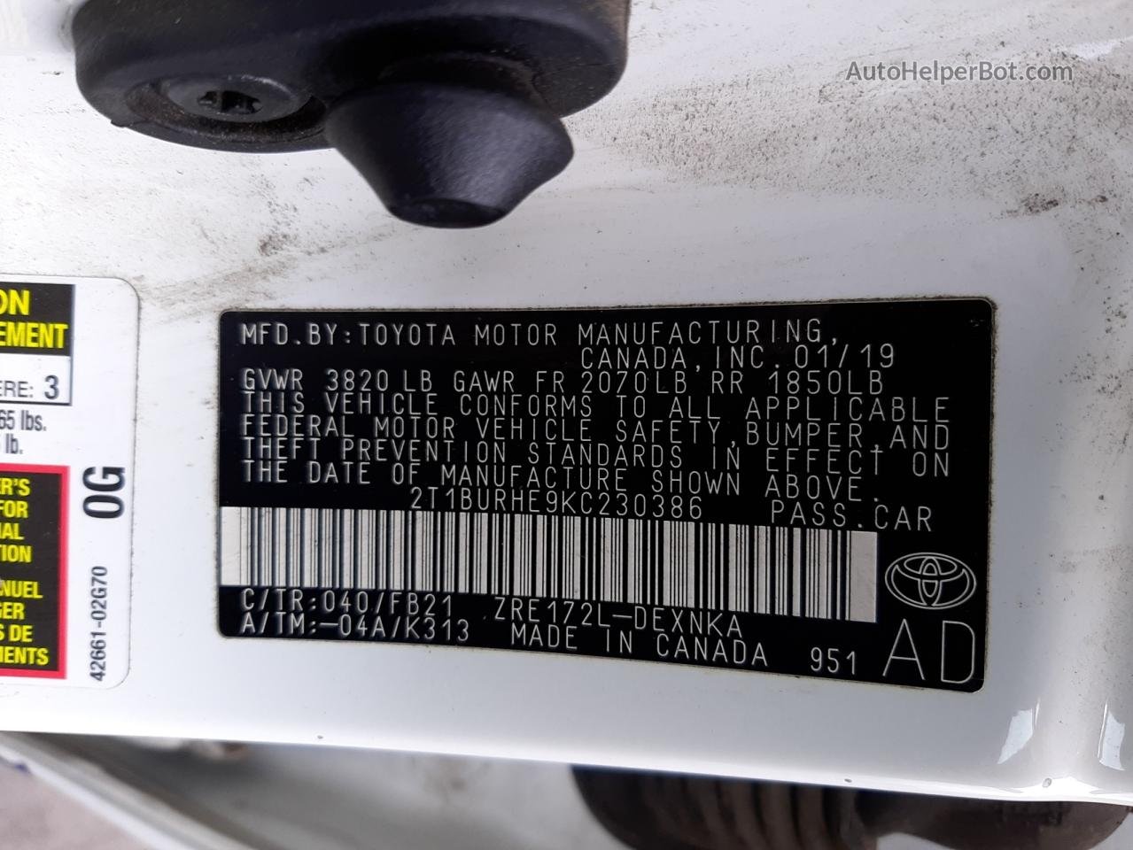 2019 Toyota Corolla L Белый vin: 2T1BURHE9KC230386