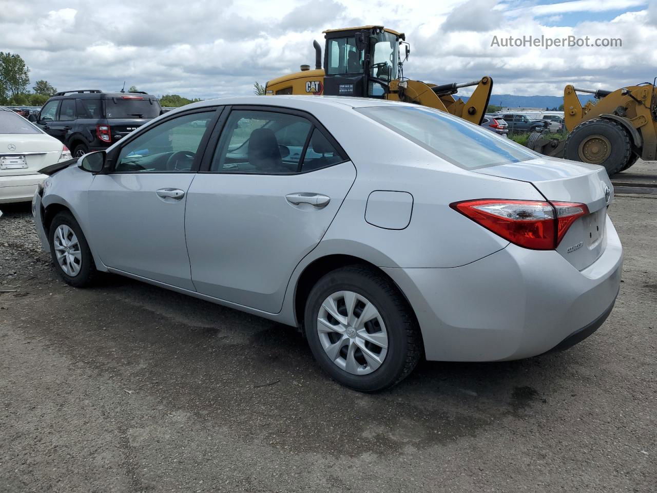 2015 Toyota Corolla L Silver vin: 2T1BURHEXFC334326