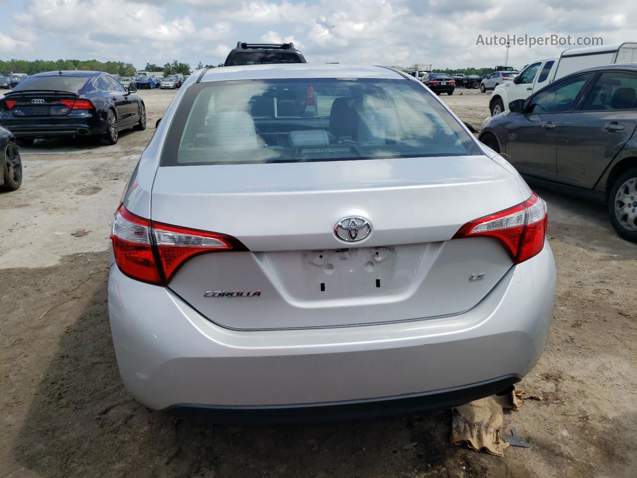 2015 Toyota Corolla L Silver vin: 2T1BURHEXFC400910