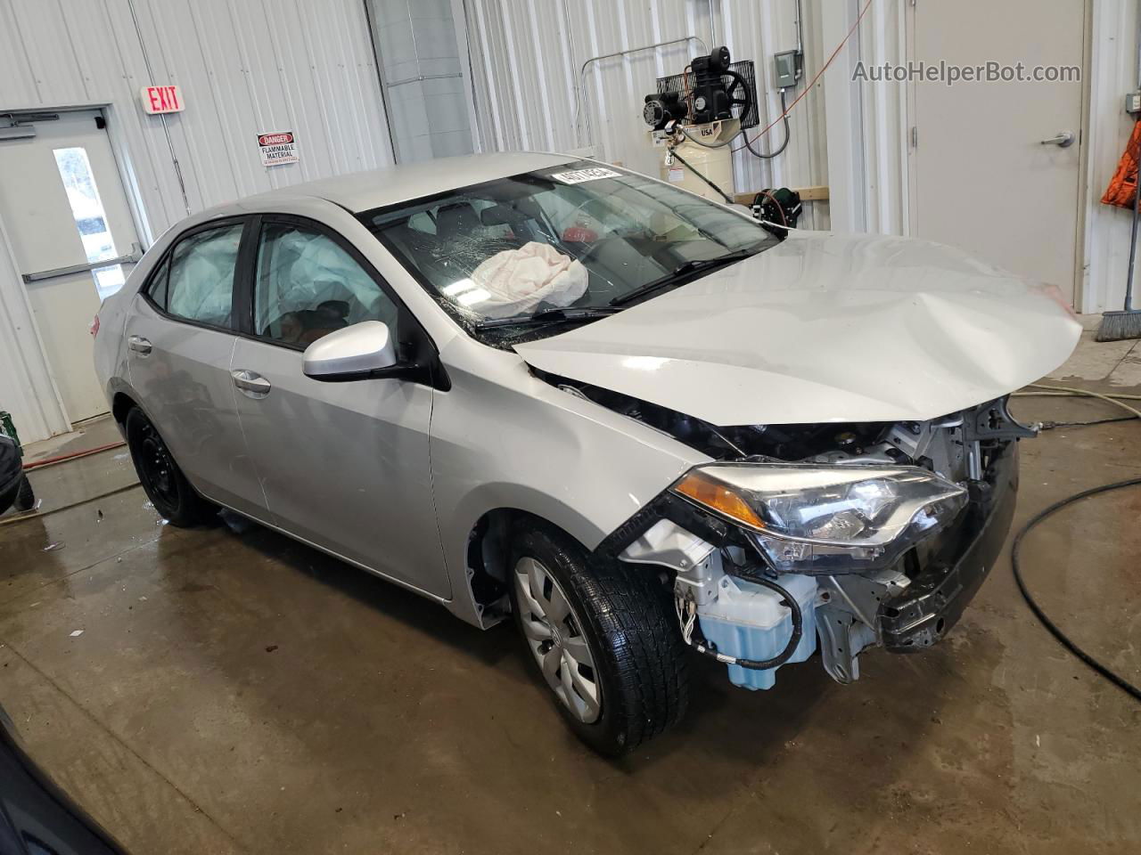 2015 Toyota Corolla L Silver vin: 2T1BURHEXFC448679