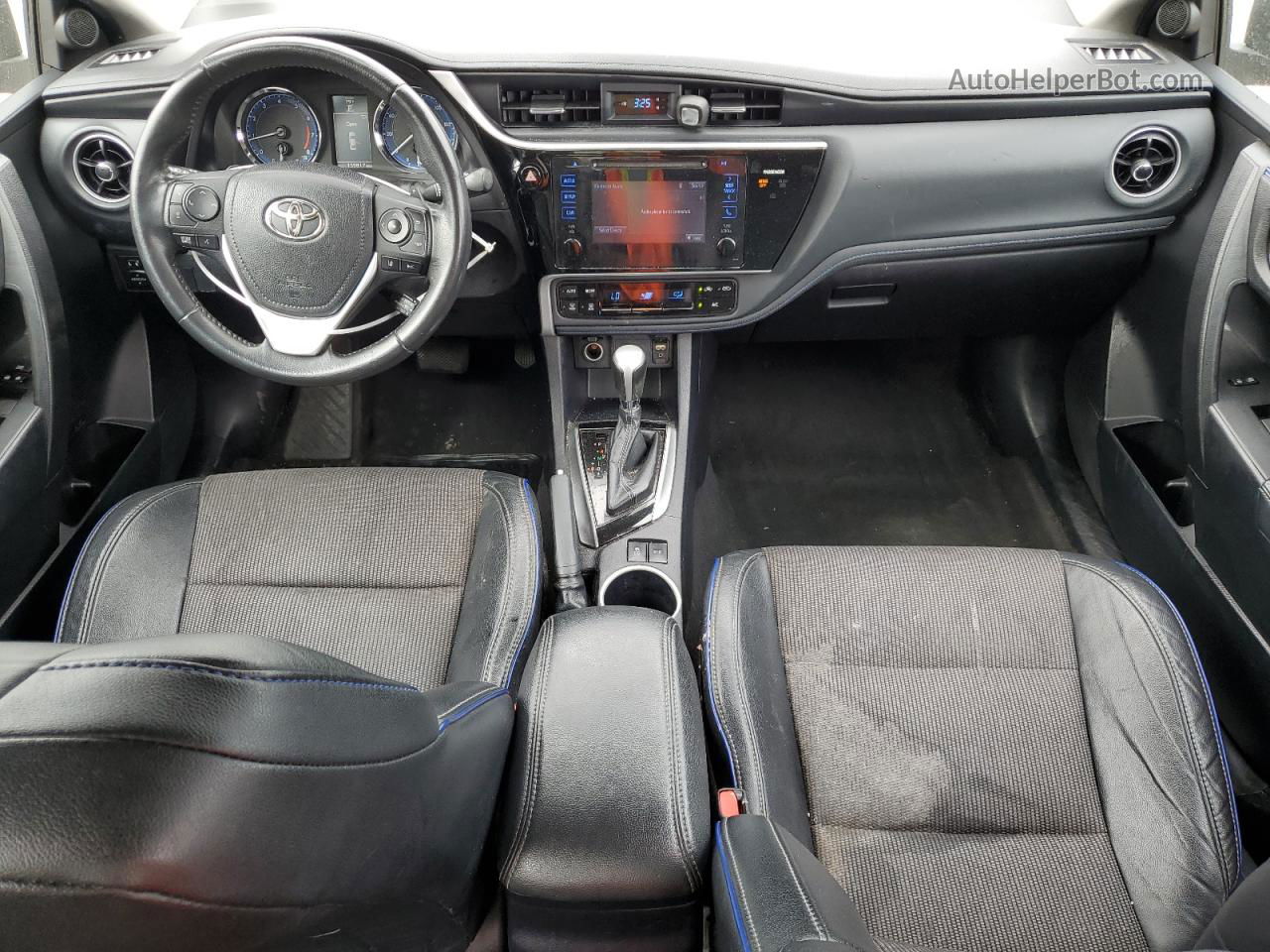 2017 Toyota Corolla L Красный vin: 2T1BURHEXHC927137