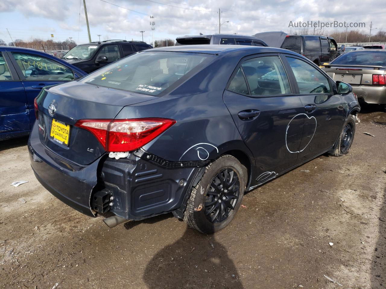 2018 Toyota Corolla L Gray vin: 2T1BURHEXJC043933