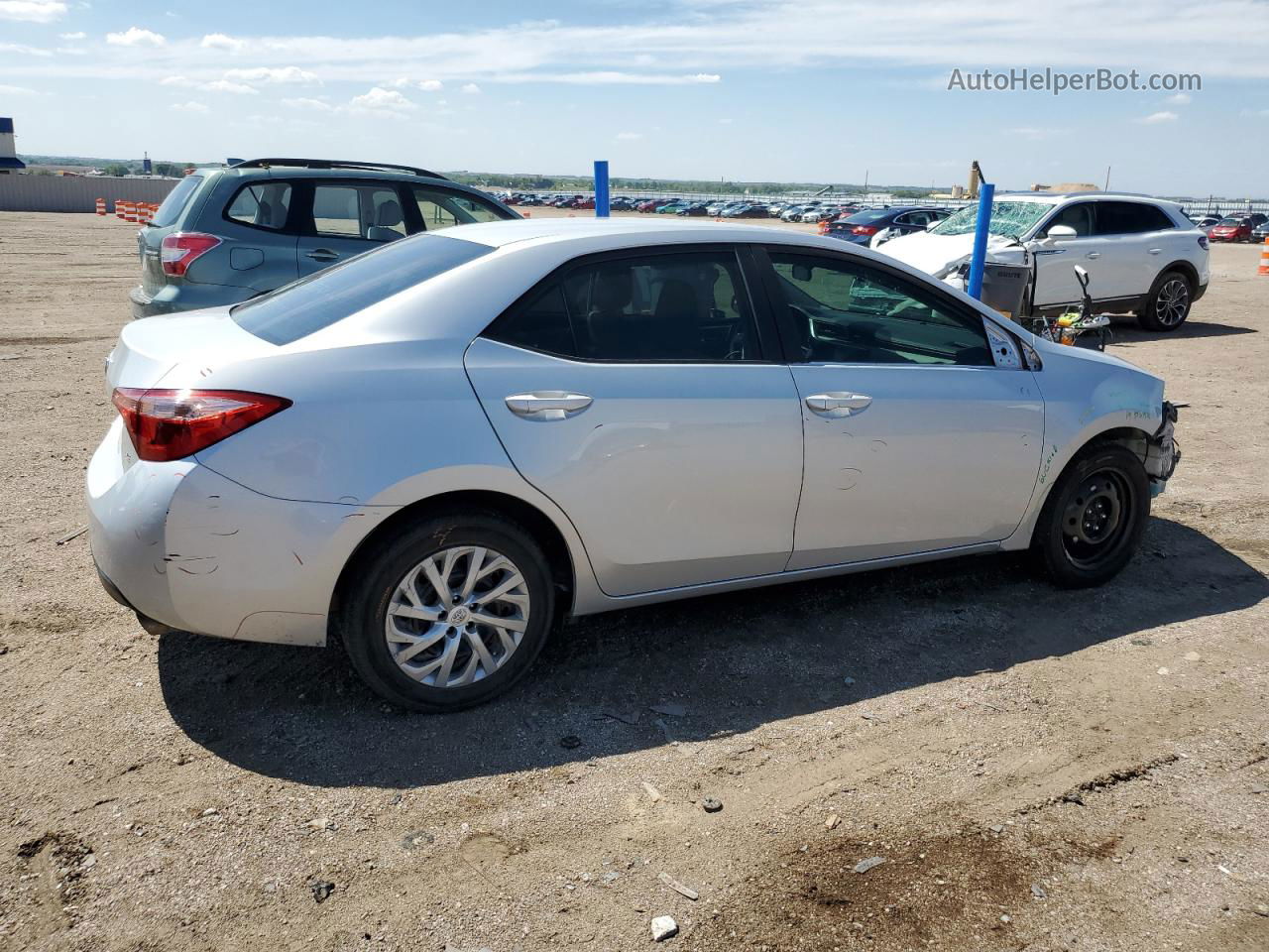 2019 Toyota Corolla L Silver vin: 2T1BURHEXKC141491