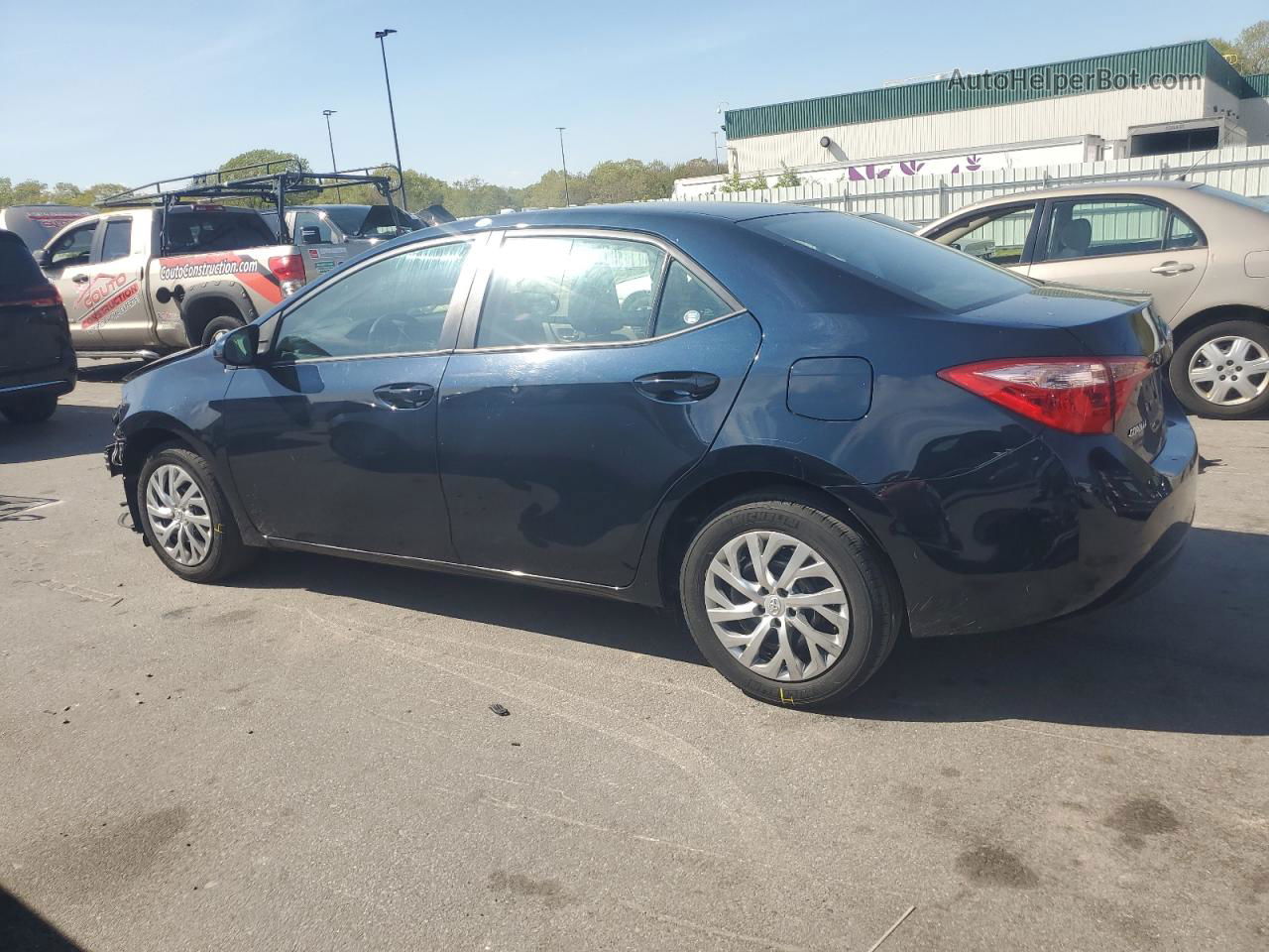 2019 Toyota Corolla L Blue vin: 2T1BURHEXKC195924