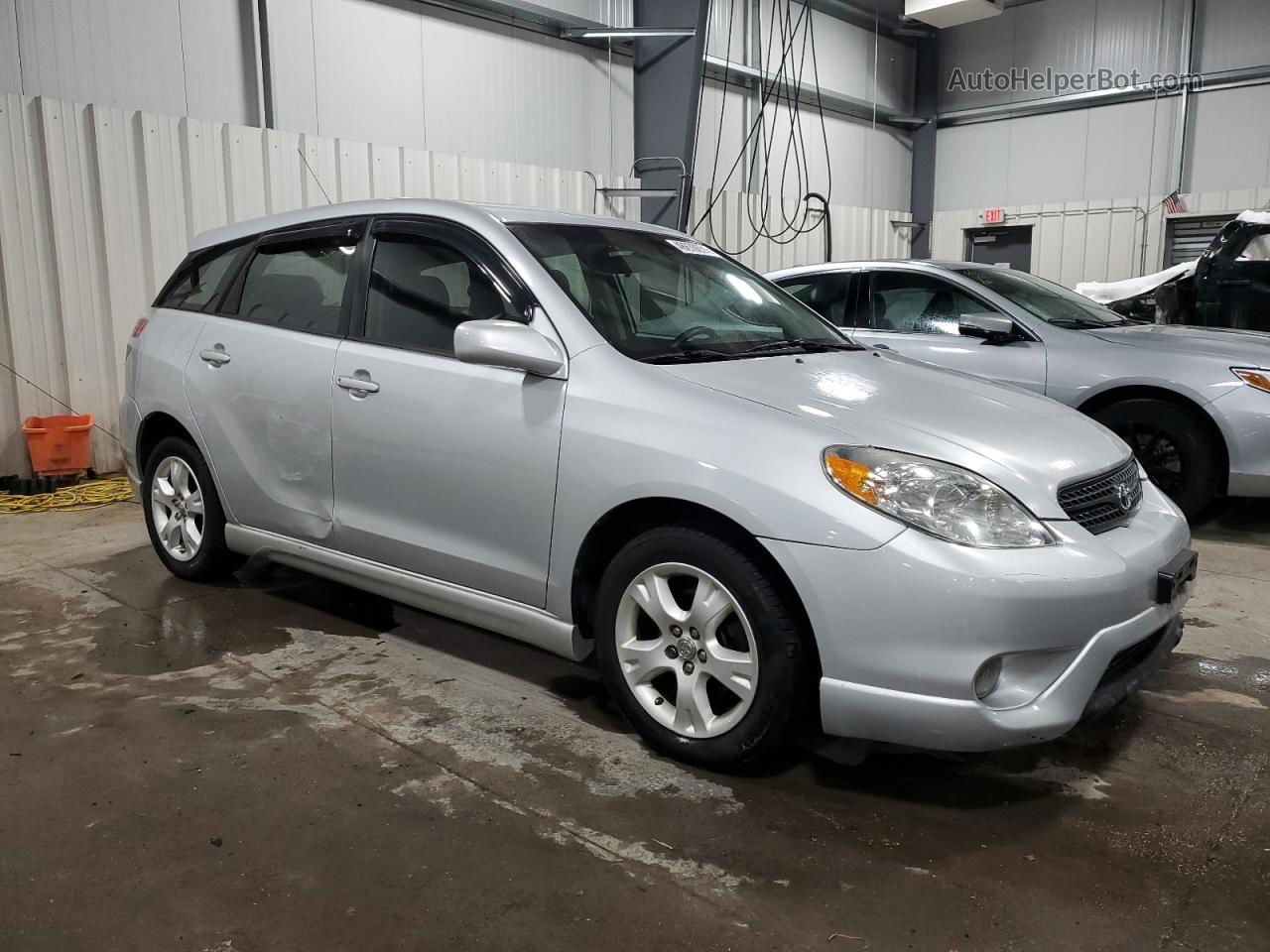 2008 Toyota Corolla Matrix Xr Silver vin: 2T1KR32E08C716648